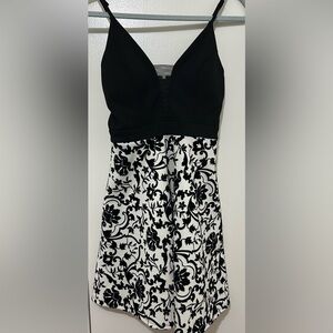 Speechless black & white dress size 3